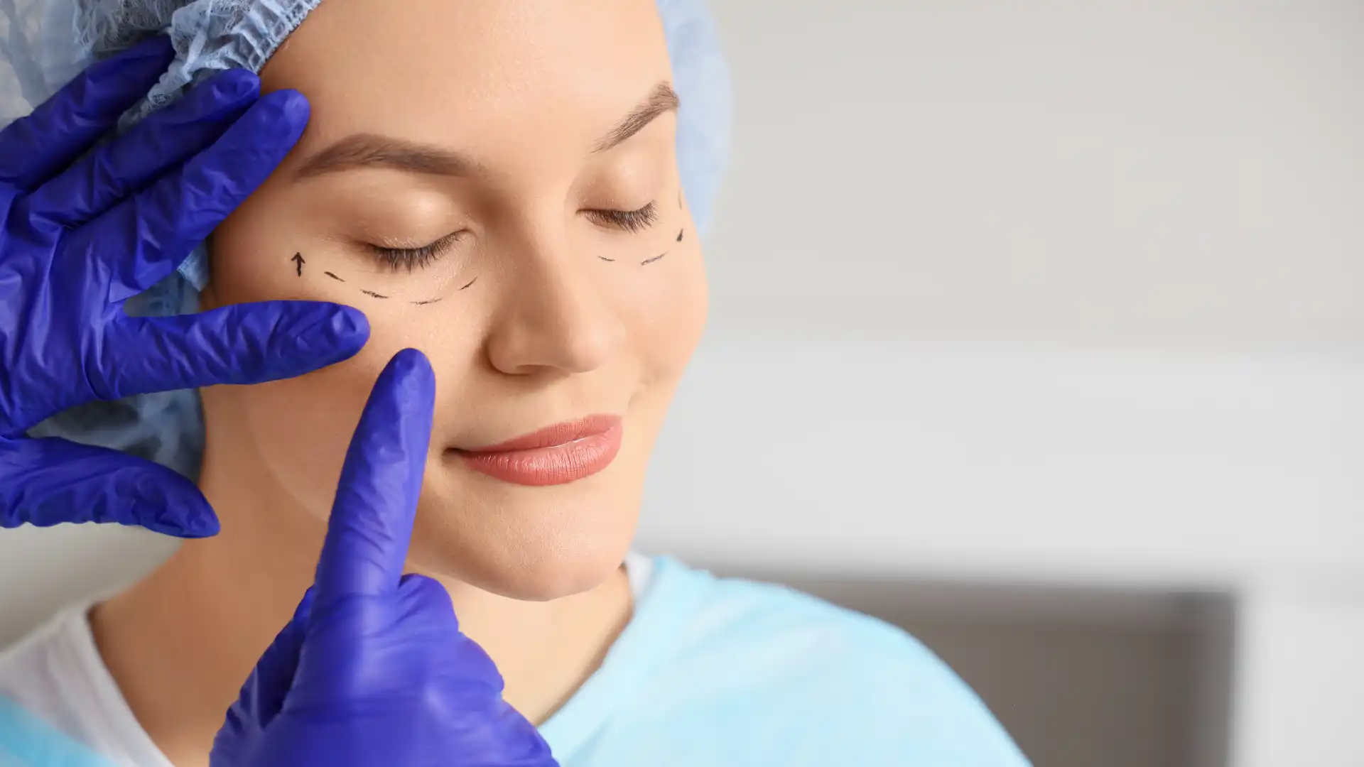 How to find a good plastic surgeon in the UK during a patient consultation